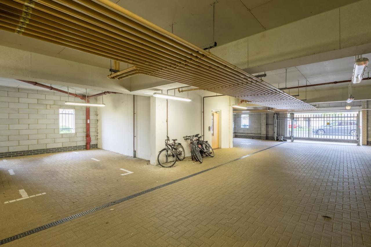 Executive 2Br Apartment Next To Station + Parking CBG Dış mekan fotoğraf